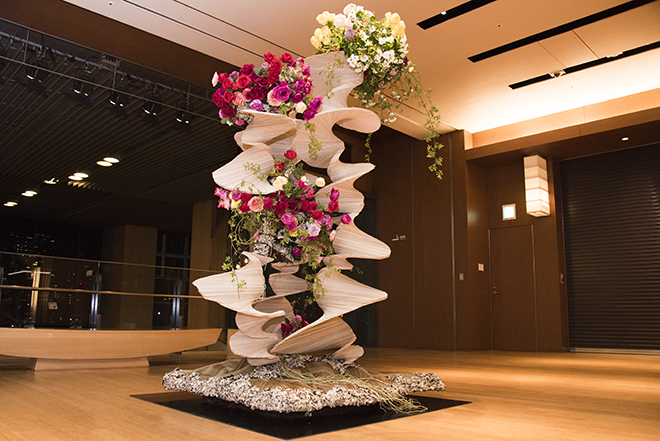 バラをテーマに世界の花舞台に挑戦 フラワーアートアワード17 開催 17年記事
