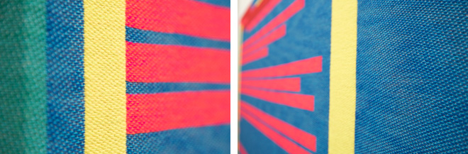 「Abstract Browsing 17 01 02 (Business Insider)」 Details Tapestry 2017 （C）Rafaël Rozendaal ウェブページ上にある情報を明るい色の幾何学模様に変更し、タペストリーで表現したのが今回の作品の特徴になっている。