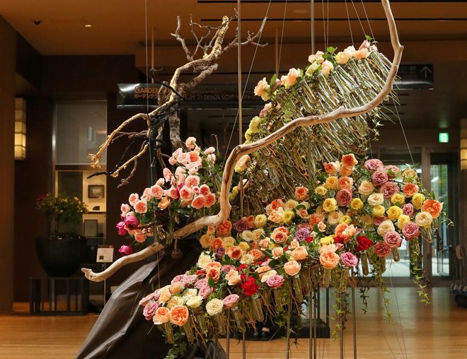 東京ミッドタウンをバラと花で彩った フラワーアートアワード18 18年記事